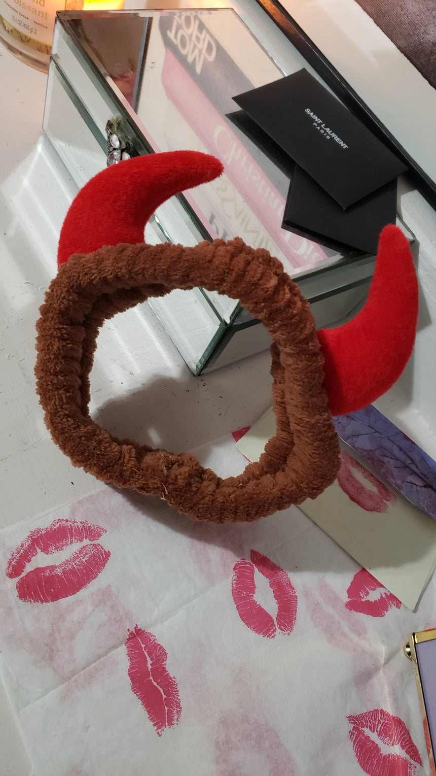 Plush Devil Horn Headband – Fun Red Horns Hair Accessory for Makeup, Skincare & Costumes